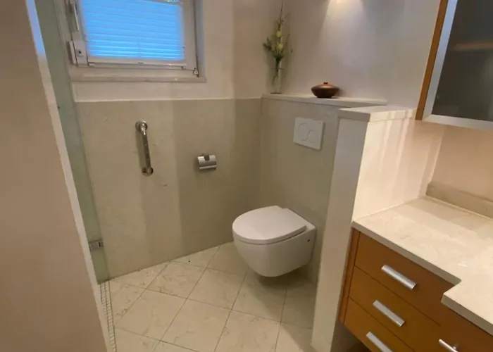 Haus, Idyllischer Garten, Garage Villa Westerstede